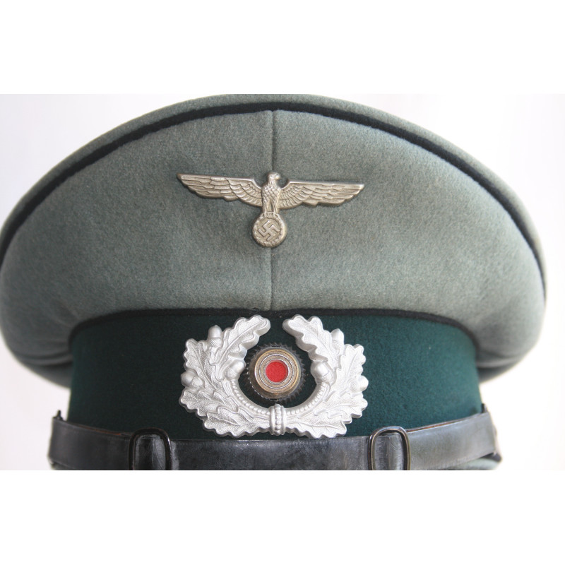 Wehrmacht Pionier NCO/EM Visor cap.