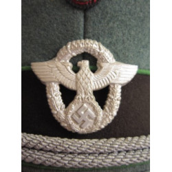 Police (Schutzpolizei) Officer's visor cap - Bruno Mado Medals