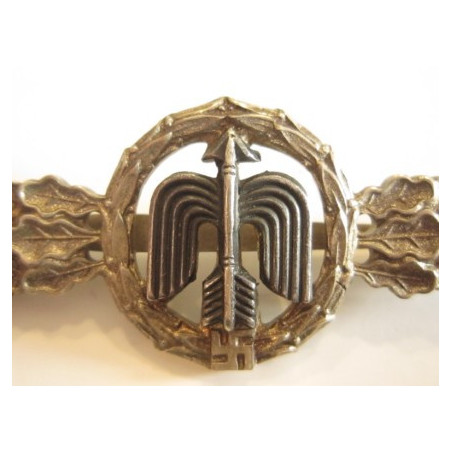 Luftwaffe Day fighter clasp (short range). - Bruno Mado Medals