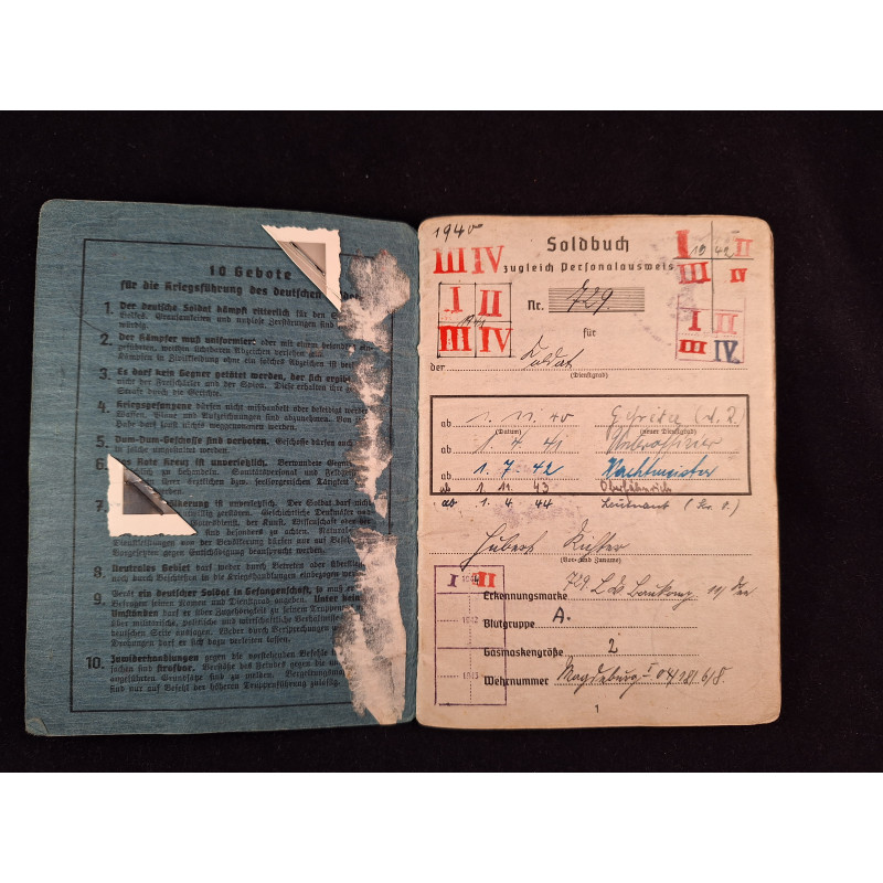 Soldbuch teniente de Flak Artillerie - Bruno Mado Medals