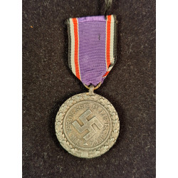 Medalla del Luftschutz - Bruno Mado Medals