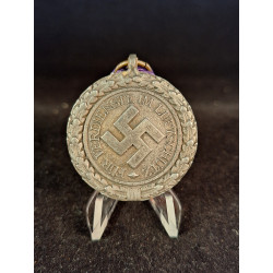 Medalla del Luftschutz - Bruno Mado Medals
