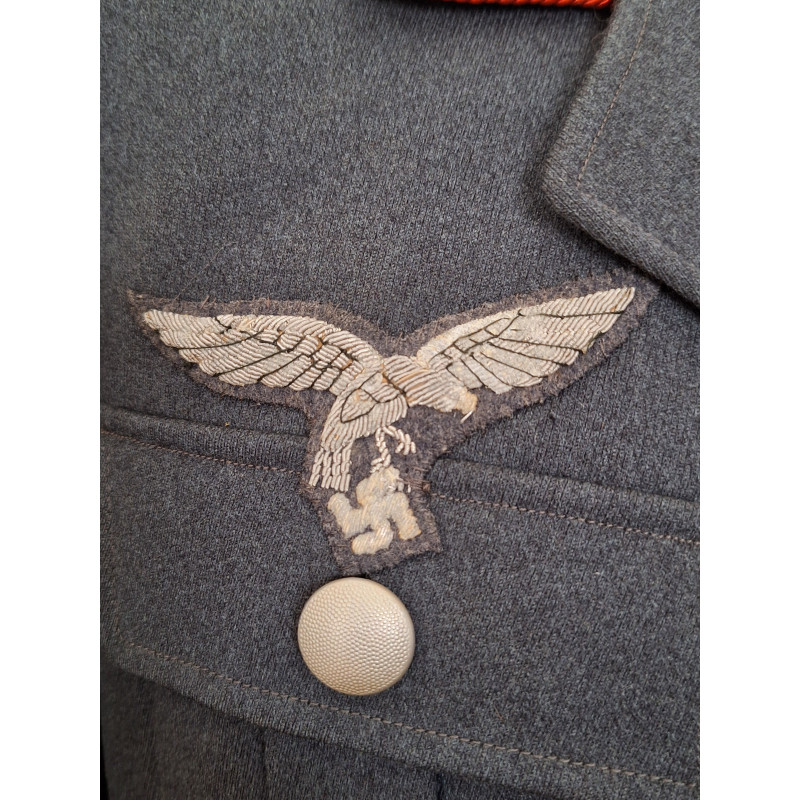 Luftwaffe tunic for Hauptwachmeister. - Bruno Mado Medals