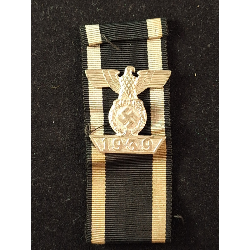 Clasp to the Iron Cross Second Class (S&L) - Bruno Mado Medals