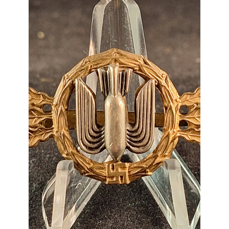 Pasador de vuelo (Bombardero). Oro.