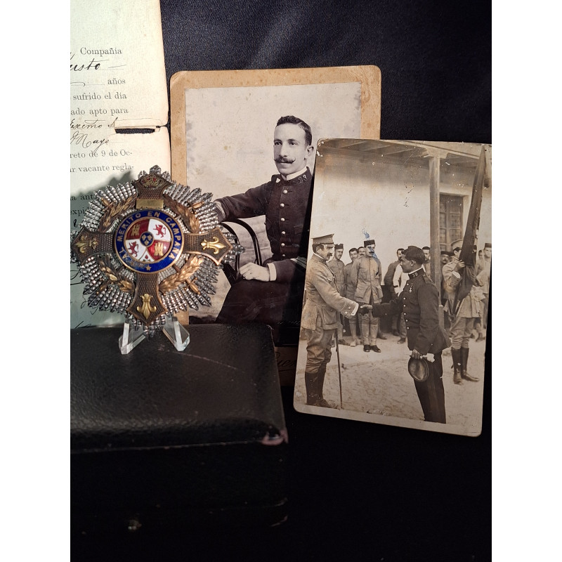 Grupo del Capitán Justo Blanquez Izquierdo - Bruno Mado Medals