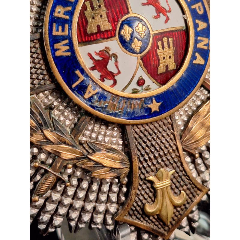 Grupo del Capitán Justo Blanquez Izquierdo - Bruno Mado Medals