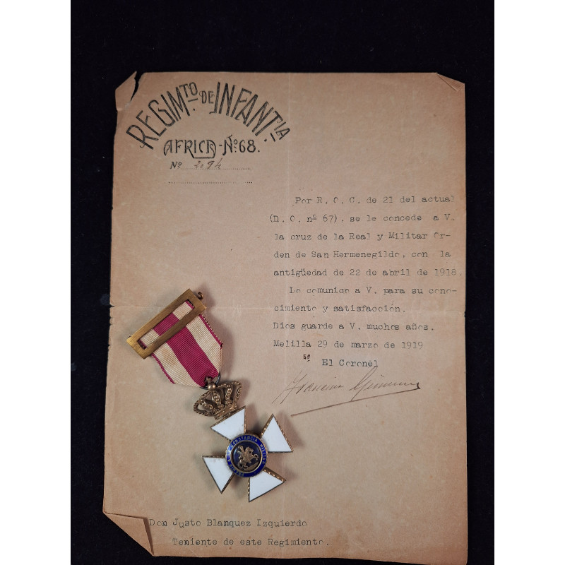 Grupo del Capitán Justo Blanquez Izquierdo - Bruno Mado Medals