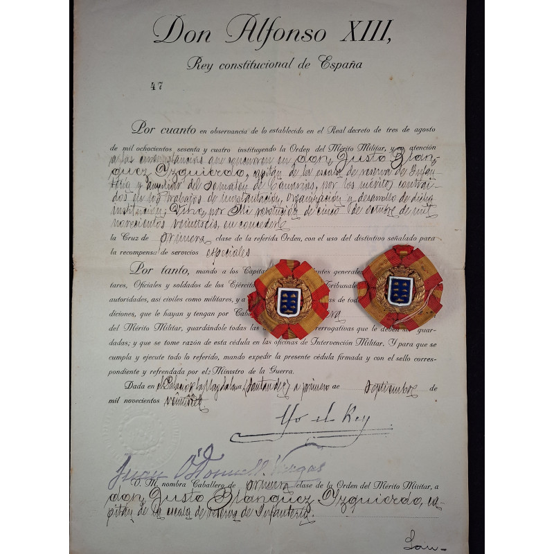 Grupo del Capitán Justo Blanquez Izquierdo - Bruno Mado Medals