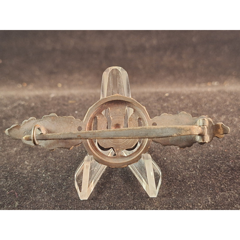 Luftwaffe Squadron Clasp (unmarked C.E. Juncker)