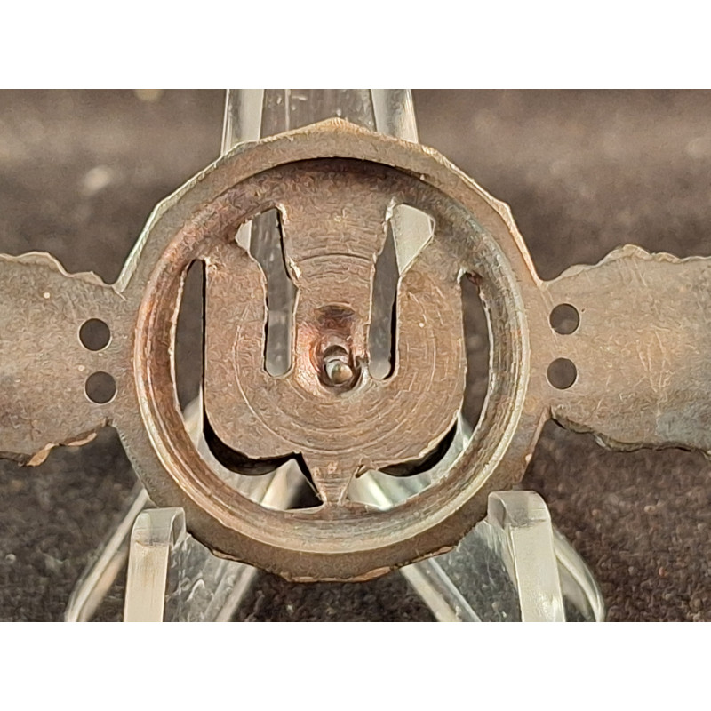 Luftwaffe Squadron Clasp (unmarked C.E. Juncker)