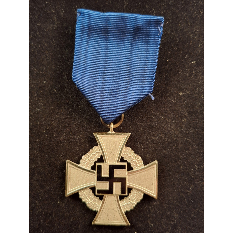 Medalla 25 años de Servicio Leal al Estado