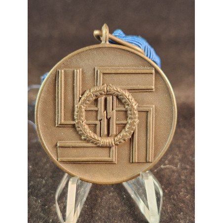 Long SS Service Award for 8 Years Service (Petz & Lorenz).