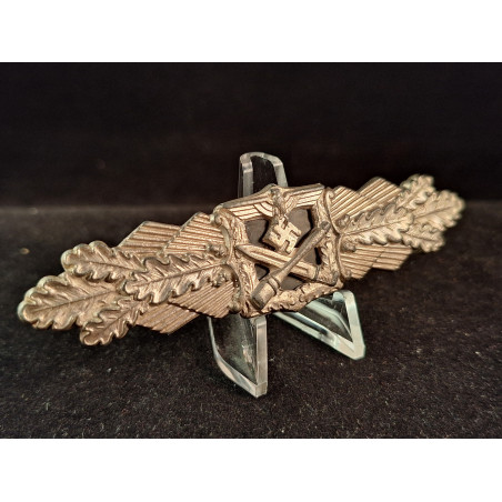 Barra de asalto cuerpo a cuerpo (Fec. Peekhaus)