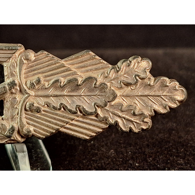 Barra de asalto cuerpo a cuerpo (Fec. Peekhaus)