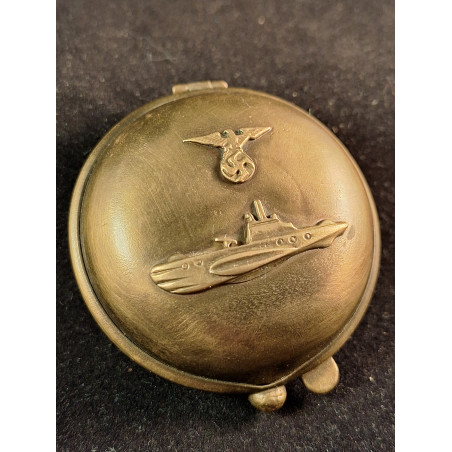 Estuche de latón de la Kriegsmarine