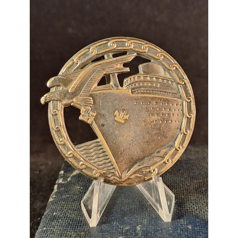Blockade Runner Badge (cased).