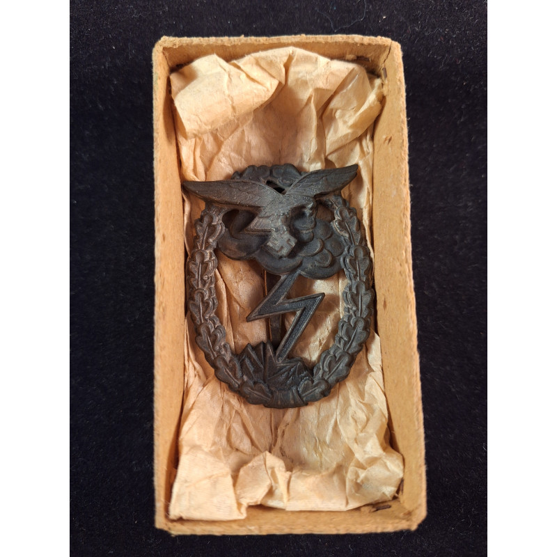 Luftwaffe Ground Assault Badge.