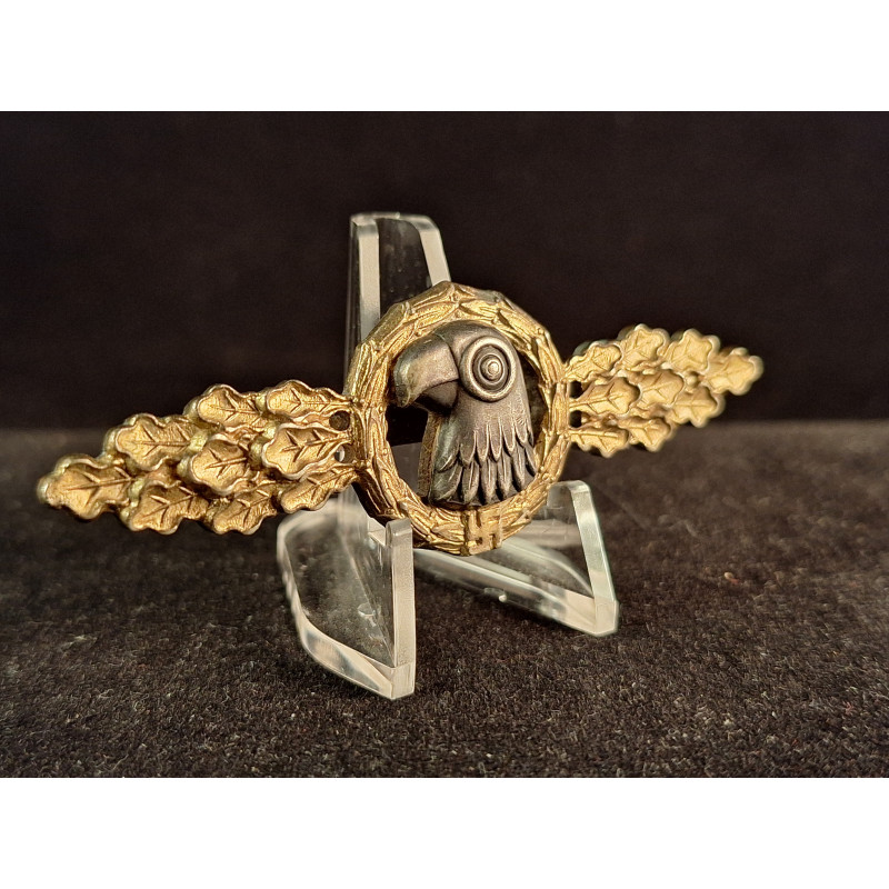 Luftwaffe reconnaisance clasp in gold