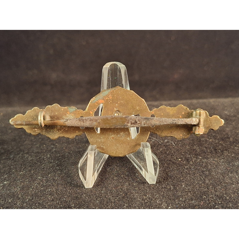 Luftwaffe reconnaisance clasp in gold