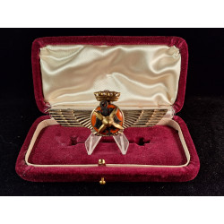 Early Civil War period Nationalist Air Force Pilot Badge