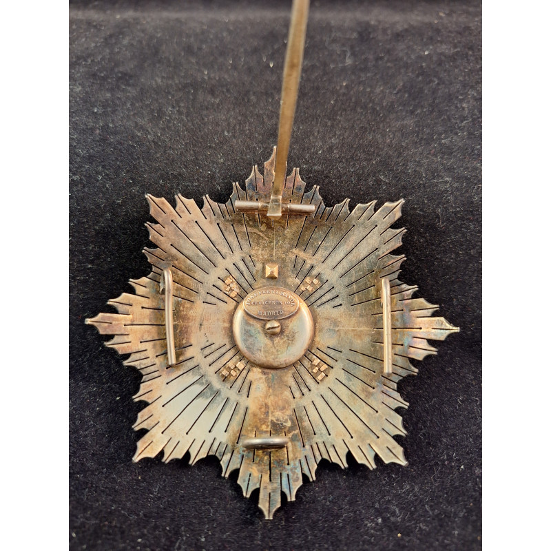 Cruz del Mérito Militar 3ª Clase