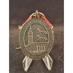 Medalla de Bilbao con cuatro pasadores.