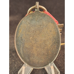 Medalla de Bilbao con cuatro pasadores.