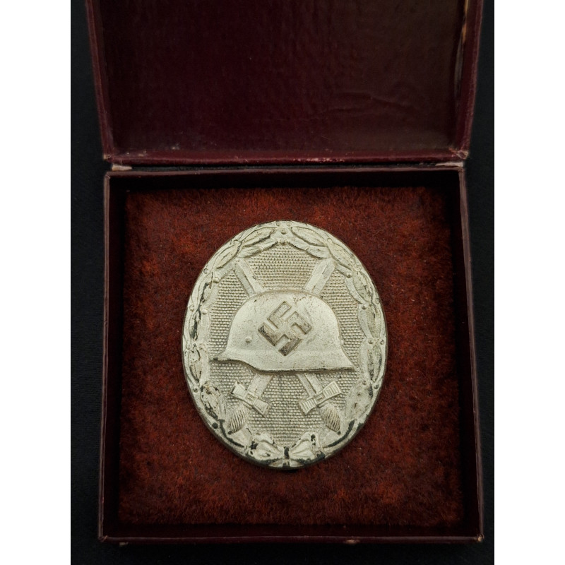 Placa de Herido en plata "107" (Carl Wild) - Bruno Mado Medals