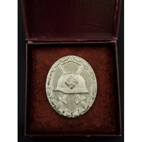 Placa de Herido en plata "107" (Carl Wild) - Bruno Mado Medals