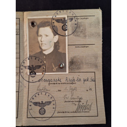 Documento de Identidad. - Bruno Mado Medals