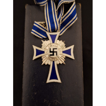 Cruz de las Madres (Liefergemeinschaft) - Bruno Mado Medals