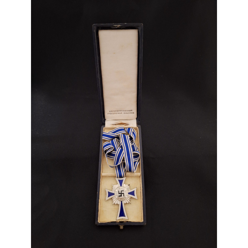 Cruz de las Madres (Liefergemeinschaft) - Bruno Mado Medals