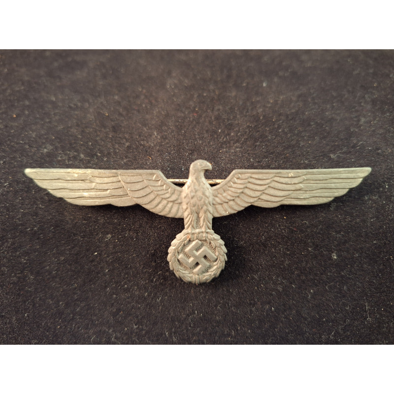 Águila de pecho zinc. - Bruno Mado Medals