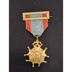 Medalla de Benemérito a la Patria - Bruno Mado Medals