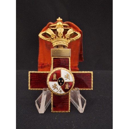 Cruz del Mérito Militar Rojo. - Bruno Mado Medals