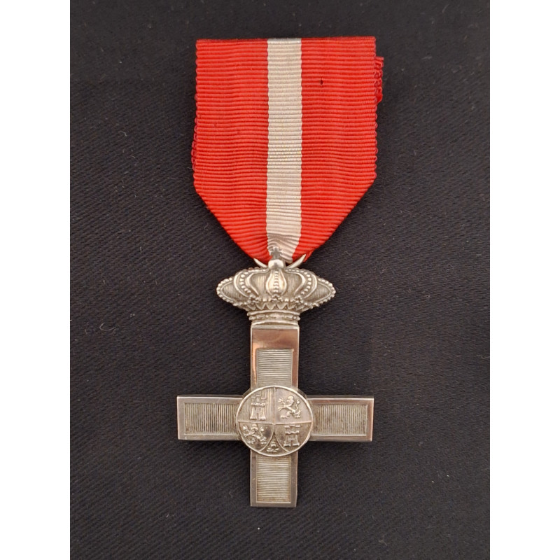 Mérito Militar Rojo. Tropa. - Bruno Mado Medals