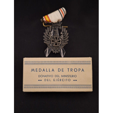 Spanish "Blue Division" Medal. - Bruno Mado Medals