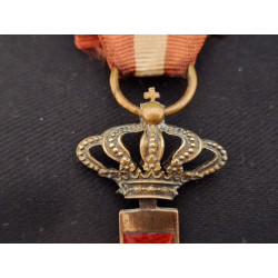 Mérito Militar III Guerra Carlista - Bruno Mado Medals