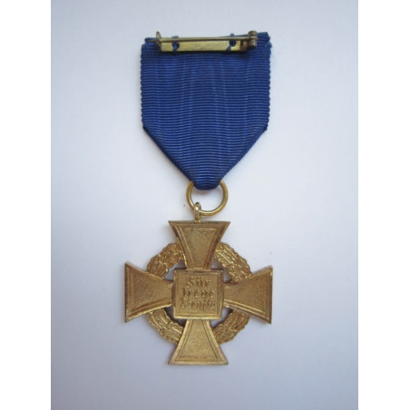 Medalla de 40 años de Servicio al Estado