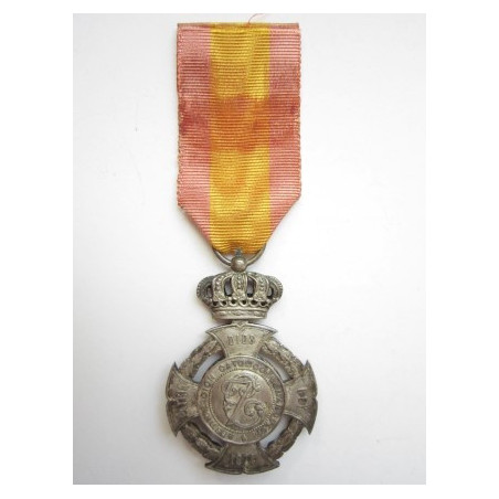 Medalla Don Carlos. Plata.