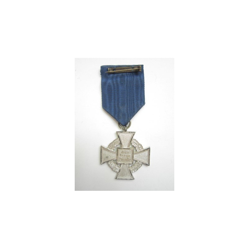 Medalla de 25 años de Servicio Leal.